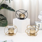 2019 New gold Geometric Metal wired with glass candle holder European style