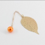 metal gold leaves bookmark with pearl pendant simple stlye